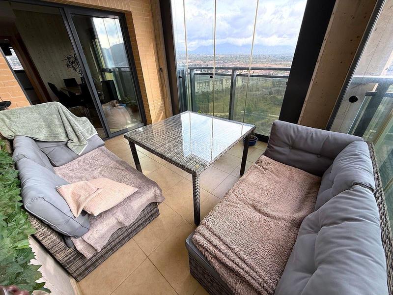 Foto f5c6b3e2-b881-452e-a621-afde85915b41. Appartamento con parcheggio piscina in Juzgados - Plaza de Toros Benidorm