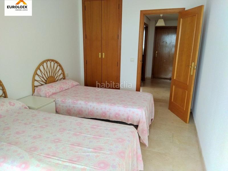 Foto 64318496-5694-4753-bb73-ff85ba64c195. Affitto appartamento con riscaldamento parcheggio piscina in Benidorm