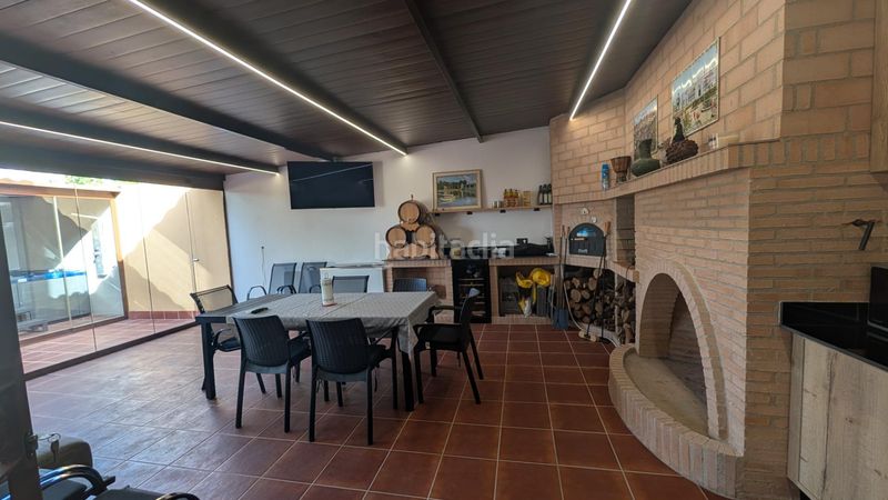 Foto b429d33e-ebe2-4e37-bdec-29c4d6b5e5eb. Casa aparellada amb aparcament piscina a Rincón Bajo Benidorm