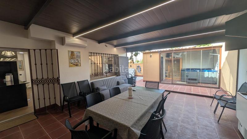 Foto f5f782f6-0c92-41ab-90f0-9f723a6caf09. Maison jumelée avec parking piscine dans Rincón Bajo Benidorm