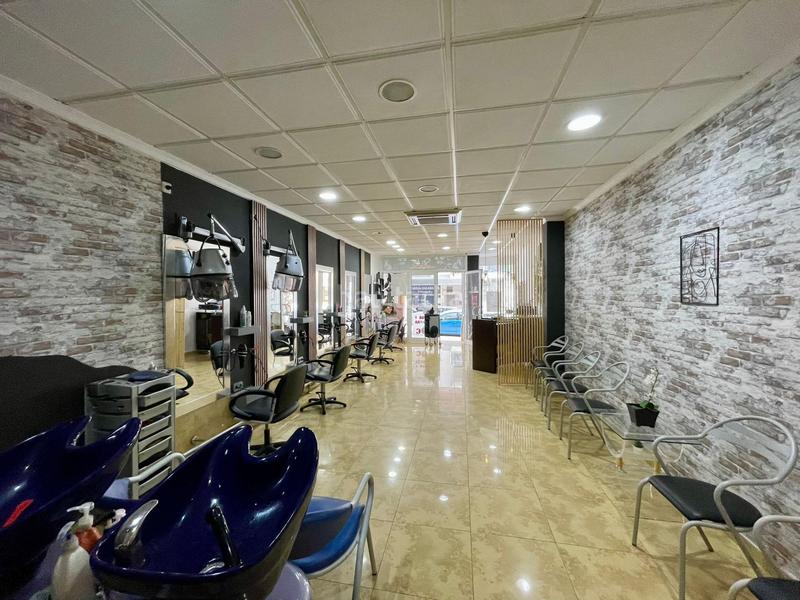 Foto 90a275cf-00b6-4dac-9eba-97ca0e30ba61. Local comercial a Colonia Madrid Benidorm