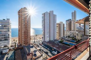 Piccolo appartamento in Playa Levante. Apartamento en venta en segunda línea de playa levante, benidorm