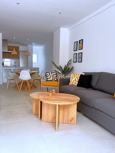 Foto 53d670a1-17e4-42b9-aa04-2cac295286fe. Planta baixa amb aparcament piscina a Playa Levante Benidorm