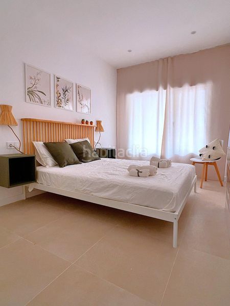 Foto b00c1cd7-ae6e-46ec-be9f-24fbfd252588. Planta baixa amb aparcament piscina a Playa Levante Benidorm