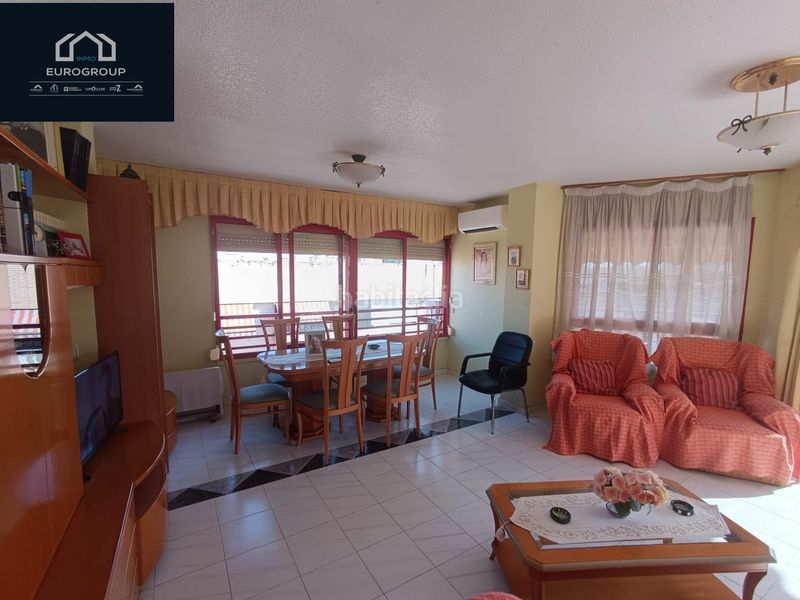 Foto d6b57369-b76a-4533-b108-55ce9f7a1ee9. Pis a Colonia Madrid Benidorm