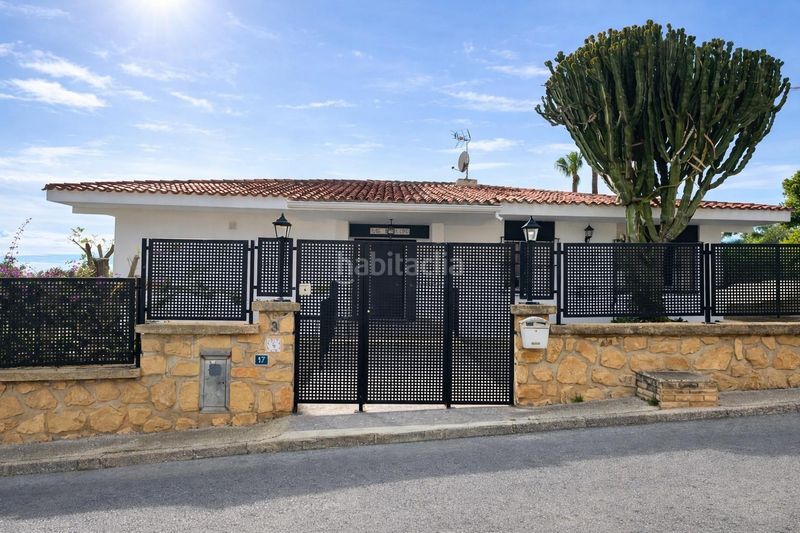Foto d3bb33d5-dc3f-4360-b790-a2b8ce6606aa. Xalet amb calefacció aparcament piscina a Montebello - Nou Espai Nucia (la)