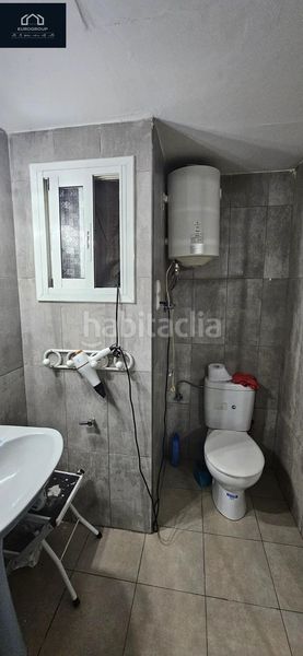 Foto a25dfedc-ad58-4e2c-82ac-08787a9dbf7f. Apartament amb aparcament a Levante Alto Benidorm