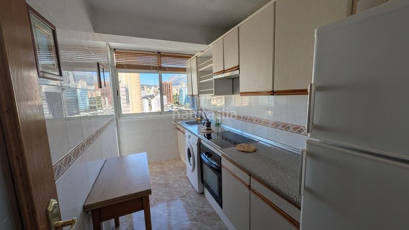Foto 2995ec1a-5e9b-4dfa-b962-6768f2f72f39. Apartament amb aparcament piscina a Playa Levante Benidorm
