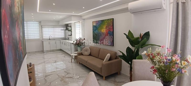Foto 4197f608-7e66-4e7b-b849-0621bdf33df8. Apartament amb aparcament piscina a Rincón Bajo Benidorm