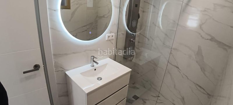 Foto 5d5f99f2-2e8a-4708-aaf1-d6e822e41cc9. Apartament amb aparcament piscina a Rincón Bajo Benidorm