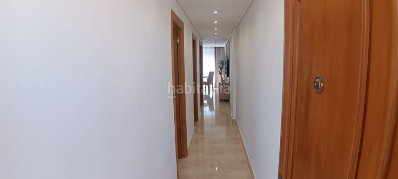 Foto f9aca2f5-df72-4751-bc47-215cb30eed47. Apartament amb aparcament piscina a Rincón Alto Benidorm