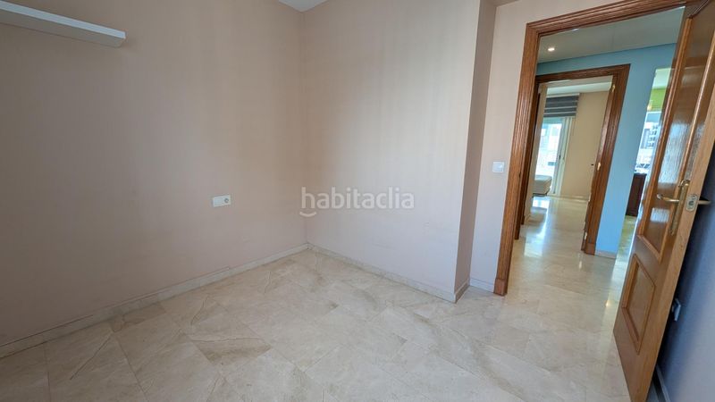 Foto d46857f3-35cd-47a3-9b9e-9394437955f4. Apartament amb aparcament piscina a Rincón Bajo Benidorm