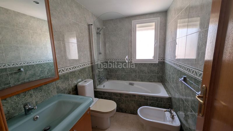 Foto dabcab04-ab8f-4ab7-9586-dc93b9cea001. Apartament amb aparcament piscina a Rincón Bajo Benidorm