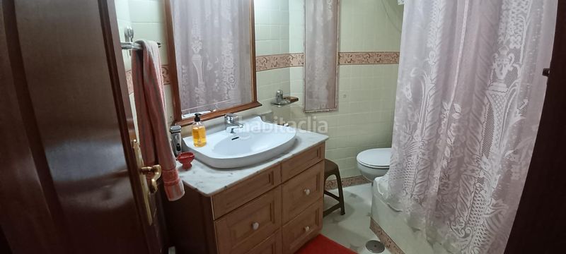 Foto ad9f38dd-c204-4385-809f-6d9be81a951a. Estudi amb aparcament a Playa Levante Benidorm