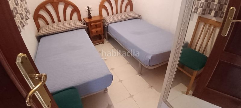 Foto b5f968e9-2a4f-4762-a746-cfb840b15ae8. Estudi amb aparcament a Playa Levante Benidorm