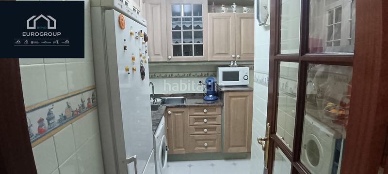 Foto ed89e08c-d2a8-4678-80a4-9d6074f8498d. Estudi amb aparcament a Playa Levante Benidorm