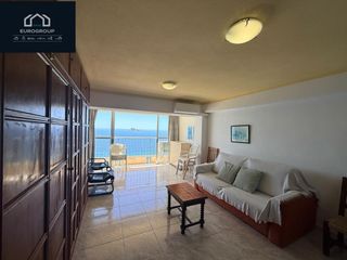 Appartement à Playa Levante. Fantastico apartamento de 1 dormitorio, 1 linea de playa de leva