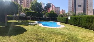 Apartamento en Levante Alto. Fantastico apartamento de 2 dormitorios y 2 baños con plaza de g