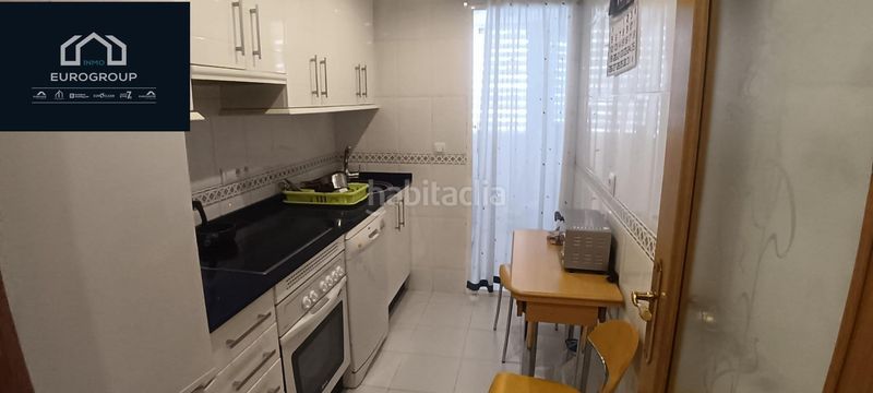 Foto 1717fb99-0efb-480c-a000-2c78c4996bd5. Apartament amb aparcament piscina a Levante Alto Benidorm