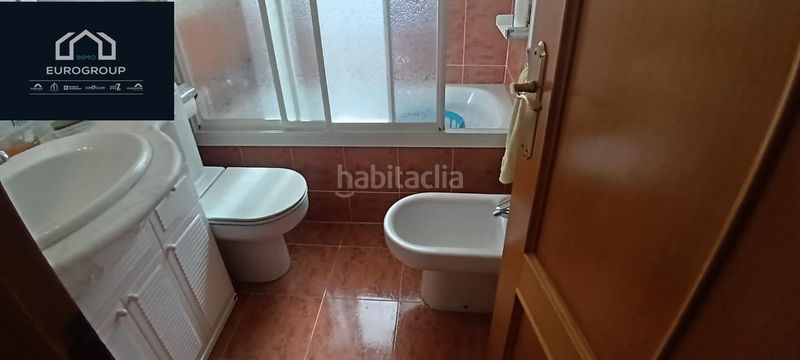 Foto 4734c043-15d6-4cc6-9c7b-8cba43b237c3. Apartament amb aparcament piscina a Levante Alto Benidorm