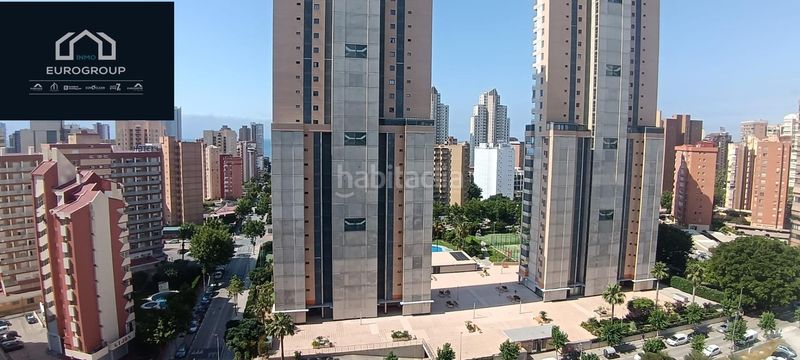 Foto af295586-7a1f-4695-91c0-0b4ece4c9d55. Apartament amb aparcament piscina a Levante Alto Benidorm