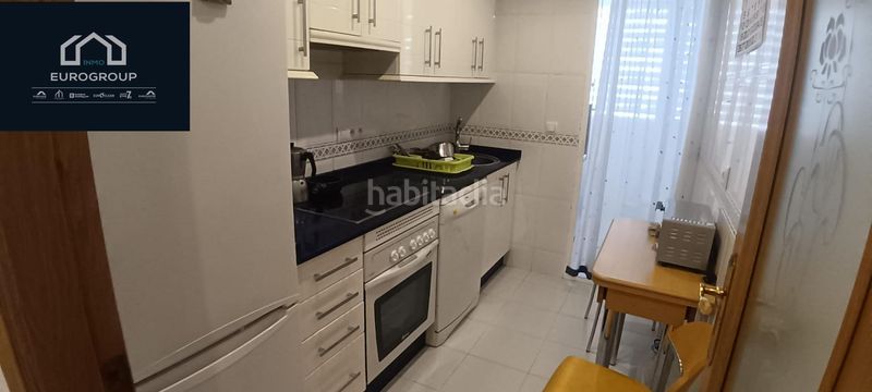 Foto c8c6b78f-e289-4f60-a578-a7ae95f1f1a6. Apartament amb aparcament piscina a Levante Alto Benidorm