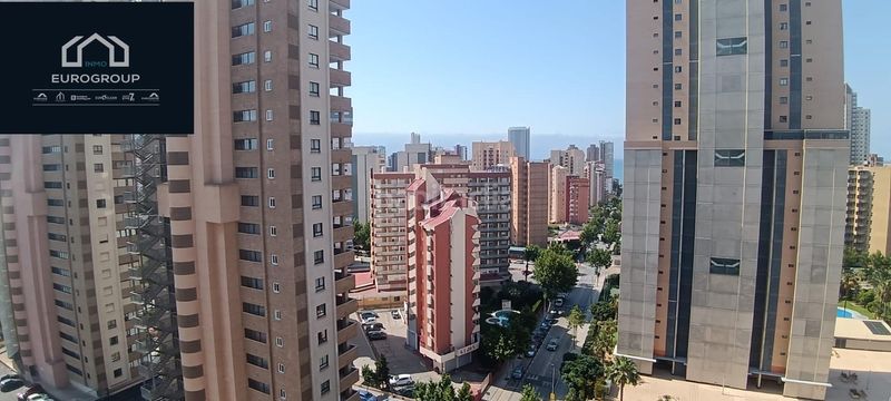 Foto f66d0134-9c4c-4b30-8692-419dcdd2fd28. Apartament amb aparcament piscina a Levante Alto Benidorm