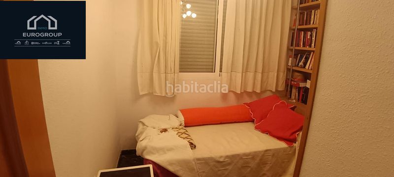 Foto f97675a5-4ea4-453f-86a2-c3f2a5d6c8fc. Apartament amb aparcament piscina a Levante Alto Benidorm