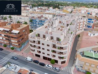 Pis a Pueblo-Ubanizaciones. Fantastica vivienda atico , de obra nueva, 3 dormitorios y 2 bañ