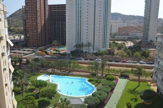 Apartamento en Cala Finestrat. Se vende apartamento de dos dormitorios a un paso de la playa