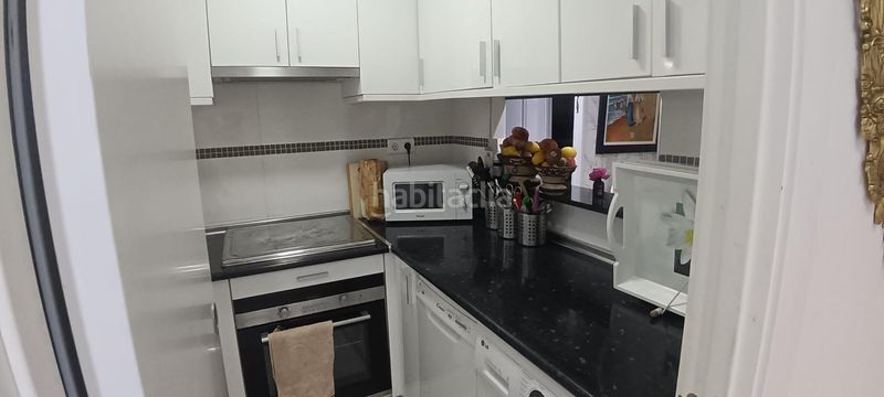 Foto 79cc3f09-fe75-4e10-8802-3be625b543f7. Apartament amb aparcament a Playa Levante Benidorm