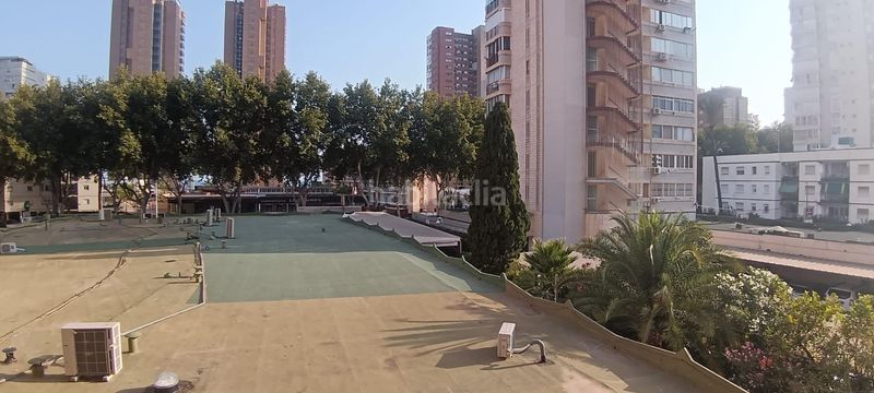 Foto adc54cb1-ad15-4f6d-b027-472d9f0cfba9. Apartament amb aparcament a Playa Levante Benidorm