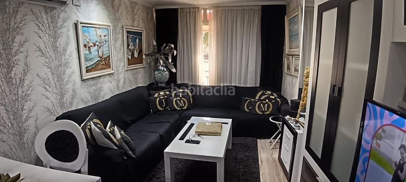 Foto cb0b3710-99cf-4e26-bec5-65a11fd6c31d. Apartament amb aparcament a Playa Levante Benidorm