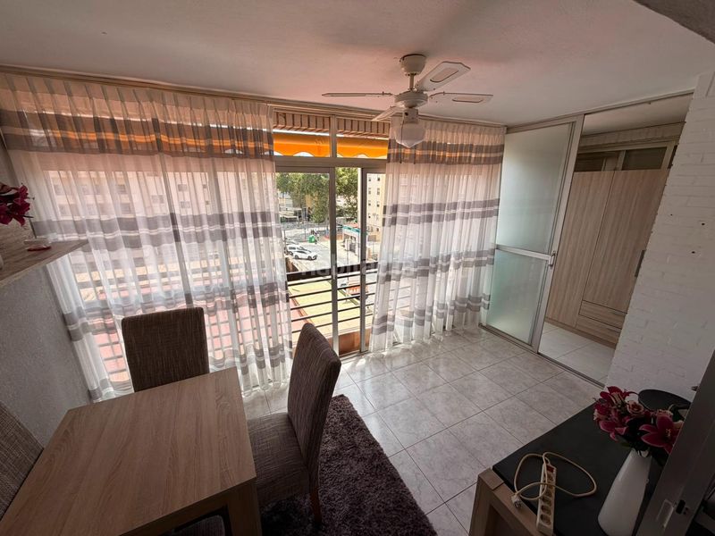 Foto 216716ea-a9e1-4f4f-9b6e-44dda35d2fec. Apartament amb calefacció aparcament piscina a Playa Levante Benidorm