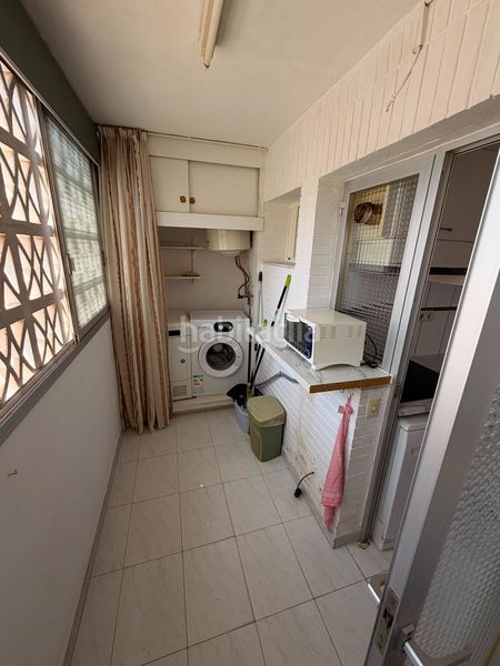 Foto 641532a4-a705-472a-8aef-c73dc69f57d9. Apartament amb calefacció aparcament piscina a Playa Levante Benidorm
