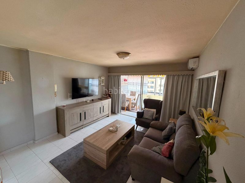 Foto a870a3df-99ff-425c-b5f4-08bf48df893c. Apartament amb calefacció aparcament piscina a Playa Levante Benidorm