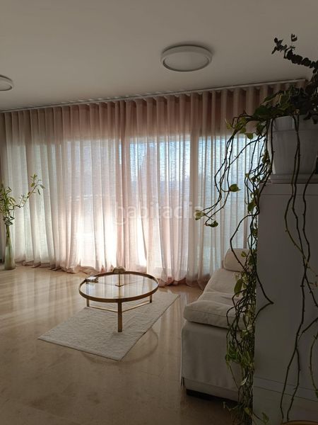 Foto 12ec9c23-6544-46da-9202-089a39679048. Apartament amb calefacció aparcament piscina a Via Parque Benidorm