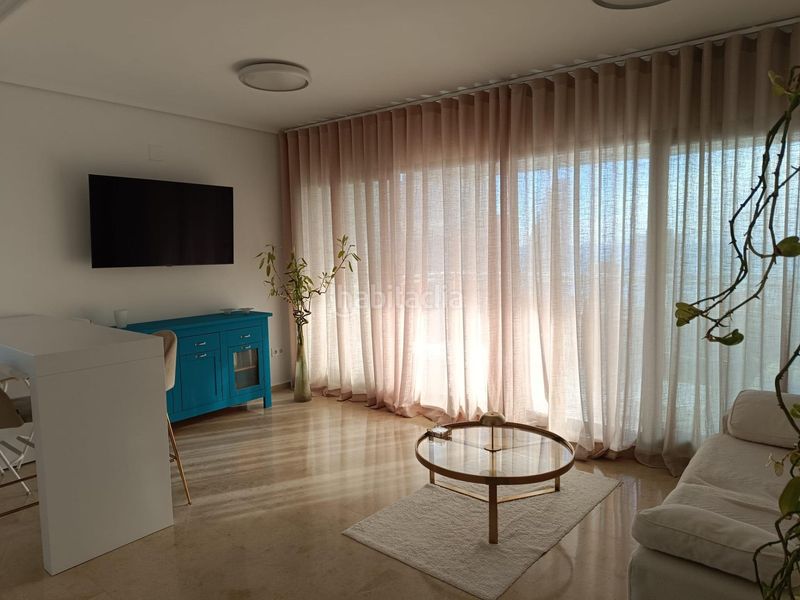 Foto fc2e6dde-7aac-4356-a9c9-e0ad119e2ec1. Apartament amb calefacció aparcament piscina a Via Parque Benidorm
