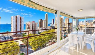 Piccolo appartamento in Playa Levante. Gran apartamento de 122m2 en venta en segunda línea de playa lev