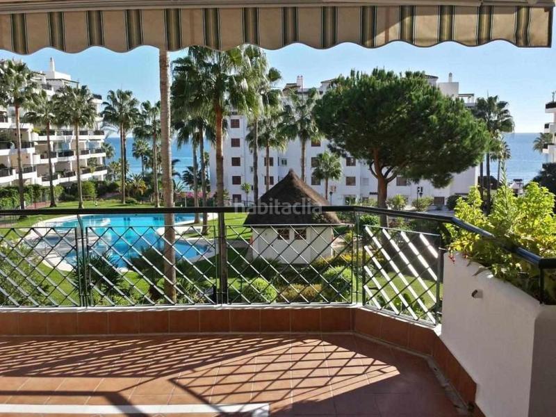 Foto fd9a7847-3597-4c85-b537-c547cc070ef5. Apartamento  primera linea urbanizacion lujo en Mijas