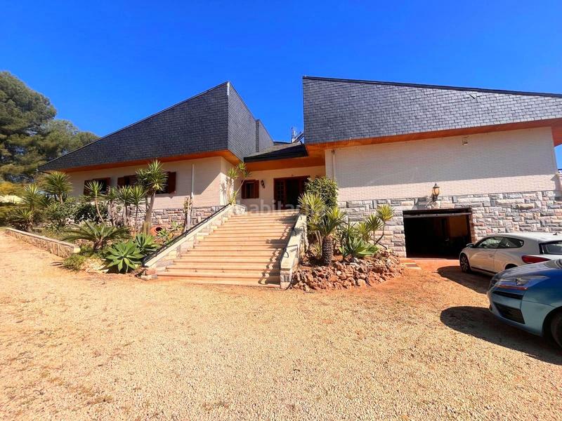 Foto b00cd73b-a468-48d2-901c-ff7ff363dda2. Xalet amb aparcament piscina a Coloma Nucia (la)