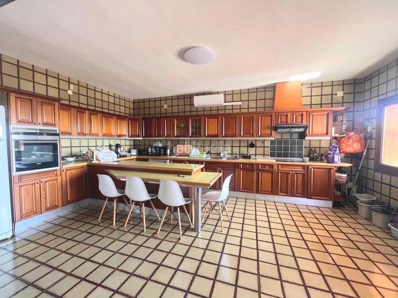 Foto e3104324-f208-4626-a083-937765c9c7c2. Xalet amb aparcament piscina a Coloma Nucia (la)