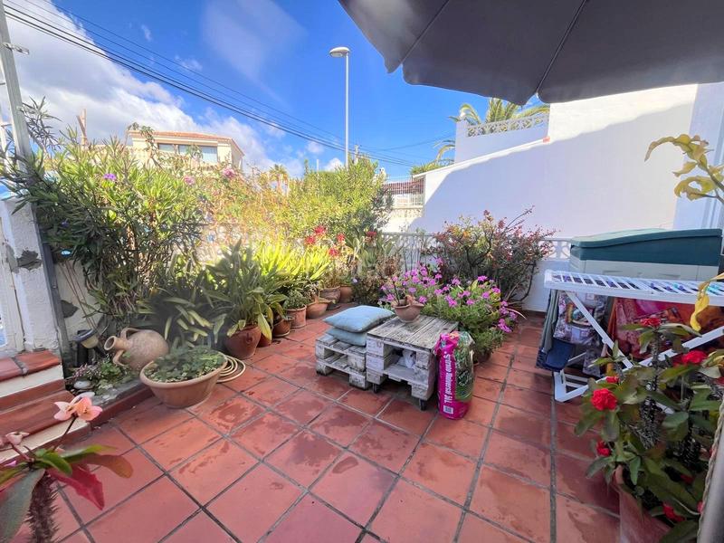 Foto b18b9c80-338c-4fde-a6ef-1eb0cf51f01b. Planta baixa amb calefacció aparcament piscina a Nucia (la)