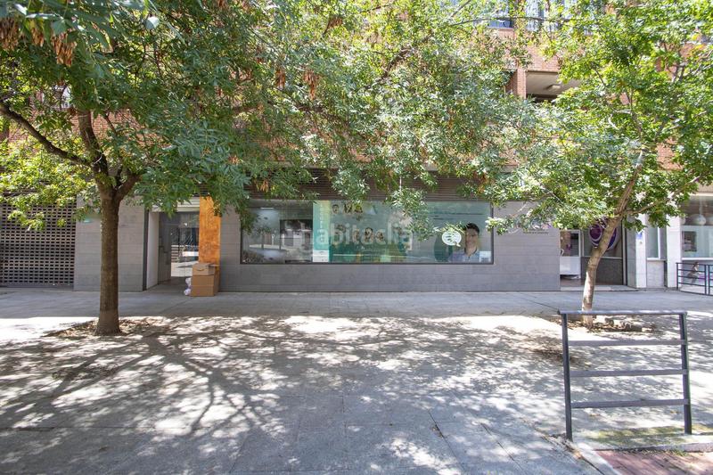 Foto 7b78c941-2f84-4a81-9e87-5dd83b9fac3b. Locale commerciale in avenida de la constitucion in Granada