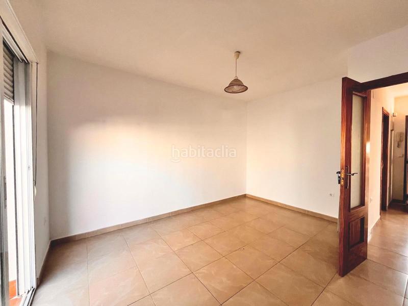 Foto 2936ce34-e526-4ffc-82f2-b27eee9486bc. Casa adosada chalet adosado, piscina comunitaria, garaje privado, trastero, cerca de todos los servicios en Polop