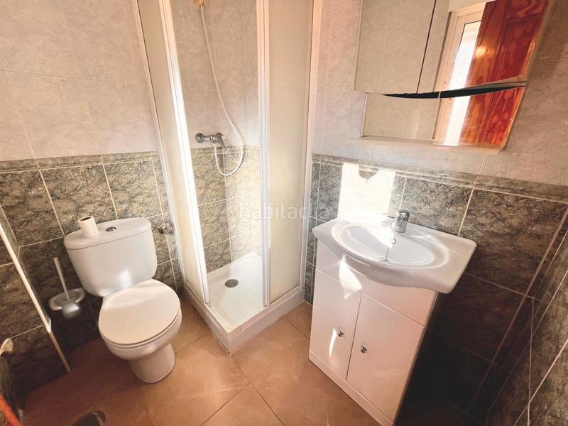 Foto 40da5f4e-283c-456e-84a5-79fb46903cf8. Casa adosada chalet adosado, piscina comunitaria, garaje privado, trastero, cerca de todos los servicios en Polop