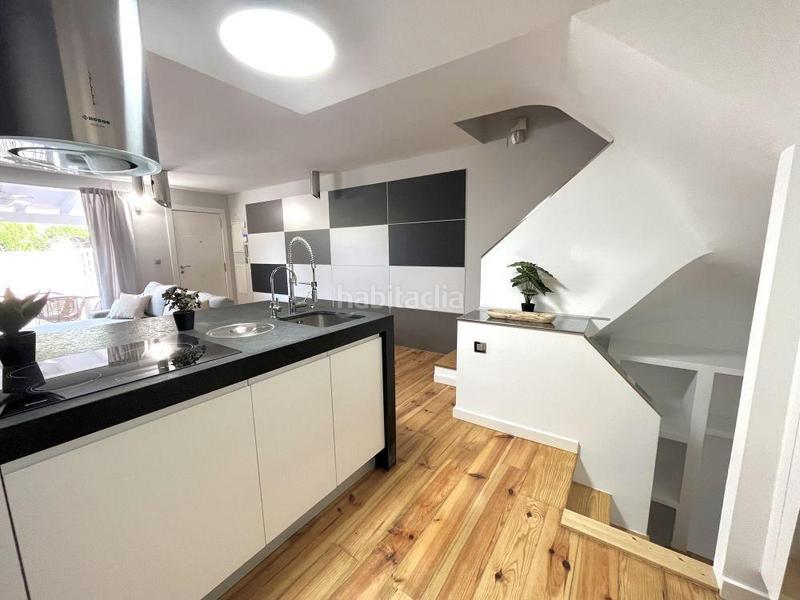 Foto 208e0350-8046-42e7-9db3-2dc011691f8e. Maison avec parking piscine dans Bellavista-Capiscol-Frank Espinós San Juan de Alicante