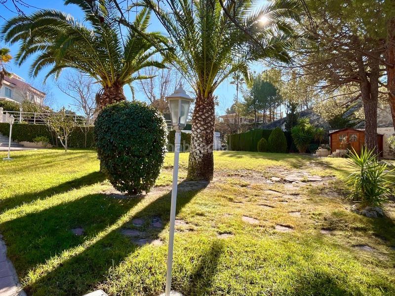 Foto 3822f3d1-f77d-4bbd-b200-39a7e9e9f4c5. Casa en Petrer