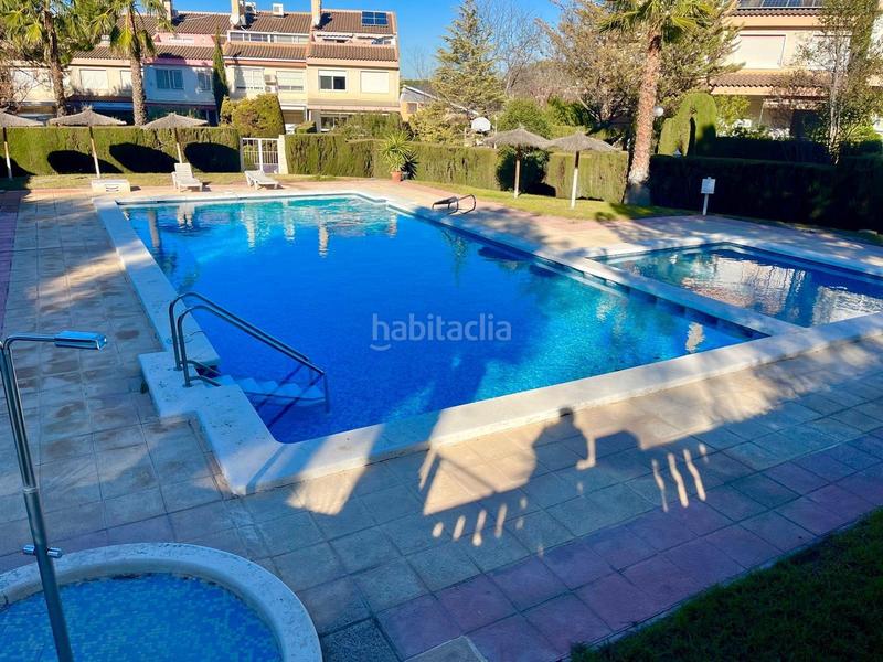 Foto 909e6d34-a9ce-4351-8c8e-a25f3b2d64ef. Casa en Petrer