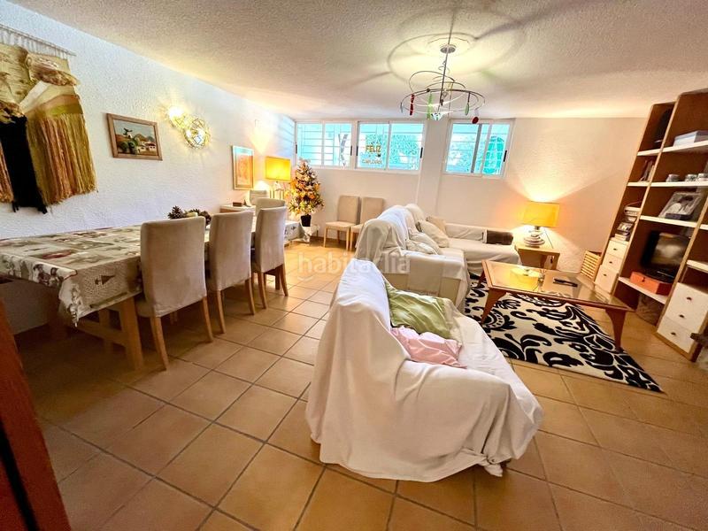 Foto f1323971-cb44-4432-879e-ede0cc086178. Casa en Petrer